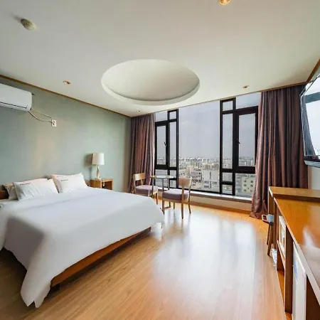 Nabeeya Hotel 2*